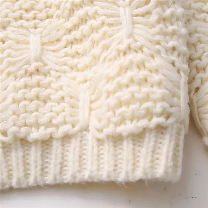 M&T Wear - Women's Beige Cropped O-Neck Knitted Pullover