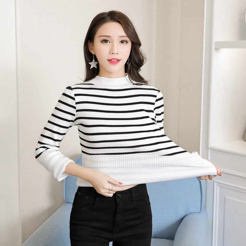 M&T Wear - Women's Velvet-Lined Thermal Knit Pullover Top