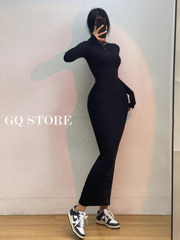 Simple Round-Neck Slim Maxi Dress