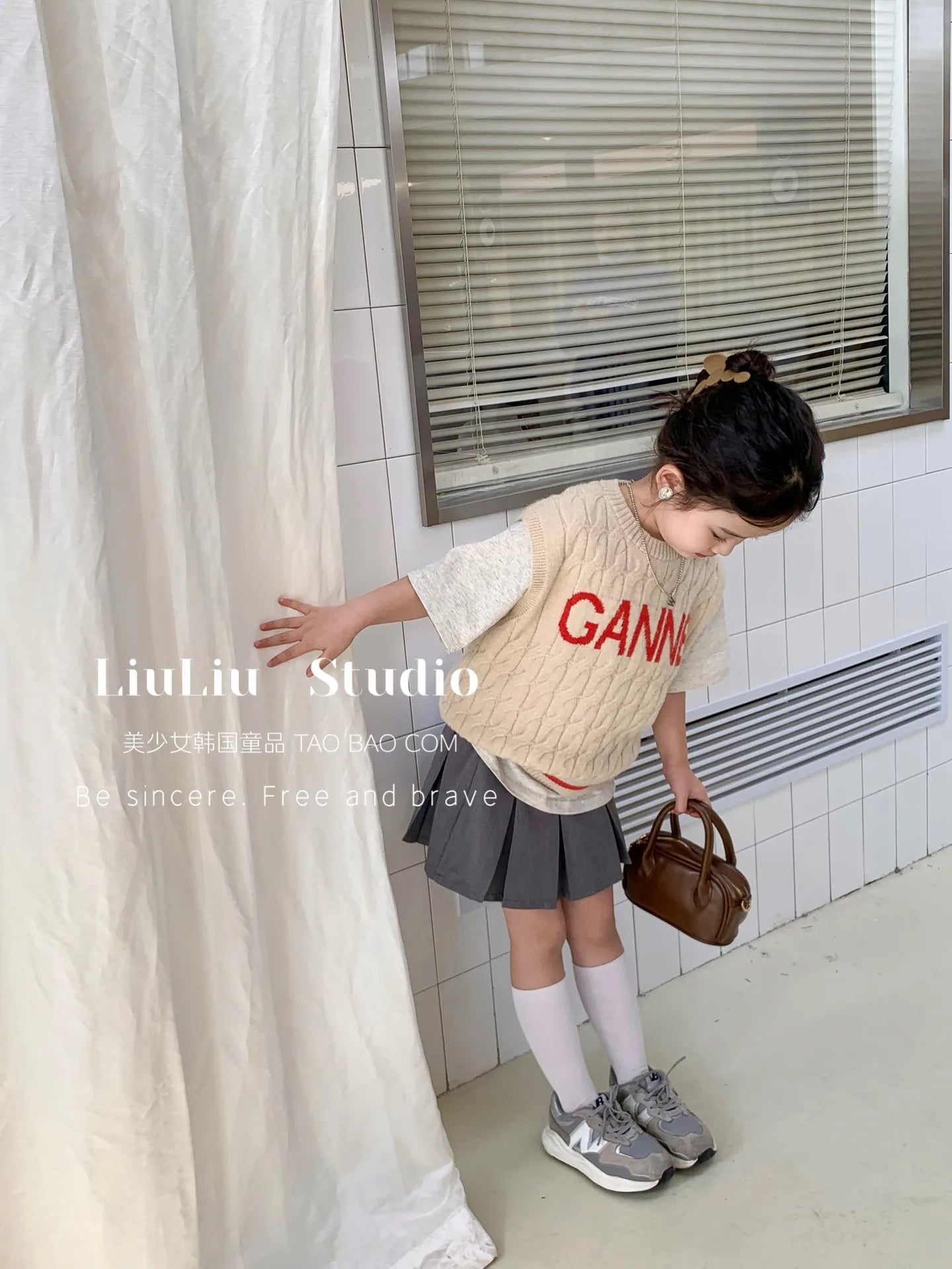 M&T Wear - Girls’ Korean Style JK Pleated Skirt