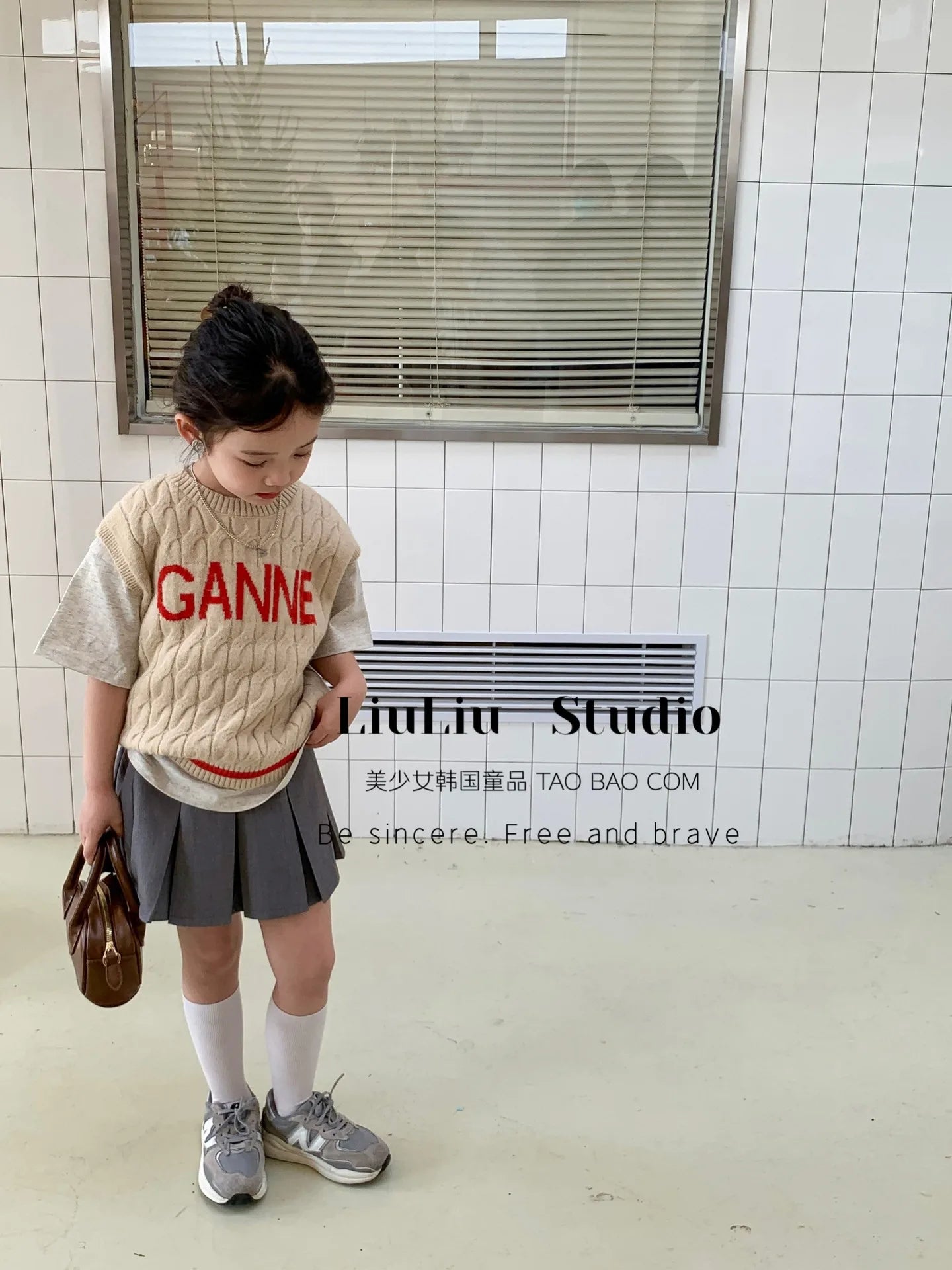 M&T Wear - Girls’ Korean Style JK Pleated Skirt