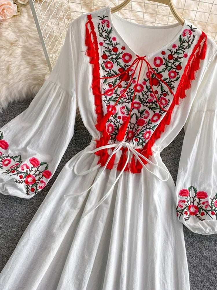 Retro Ethnic Embroidery Midi Dress