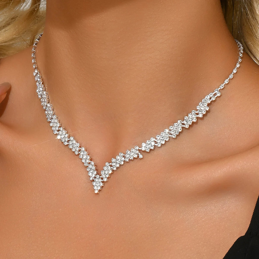 M&T Wear - Light Luxury Women's Necklace, Multi-Color Chain with Rhinestones