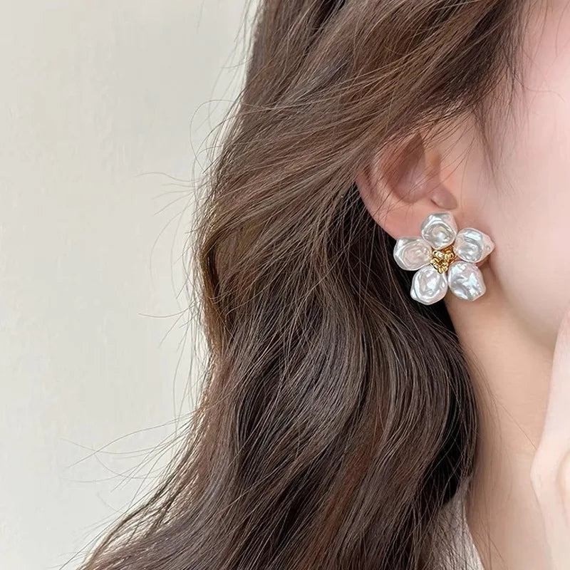 M&T Wear - Irregular White Pearl Flower Earrings