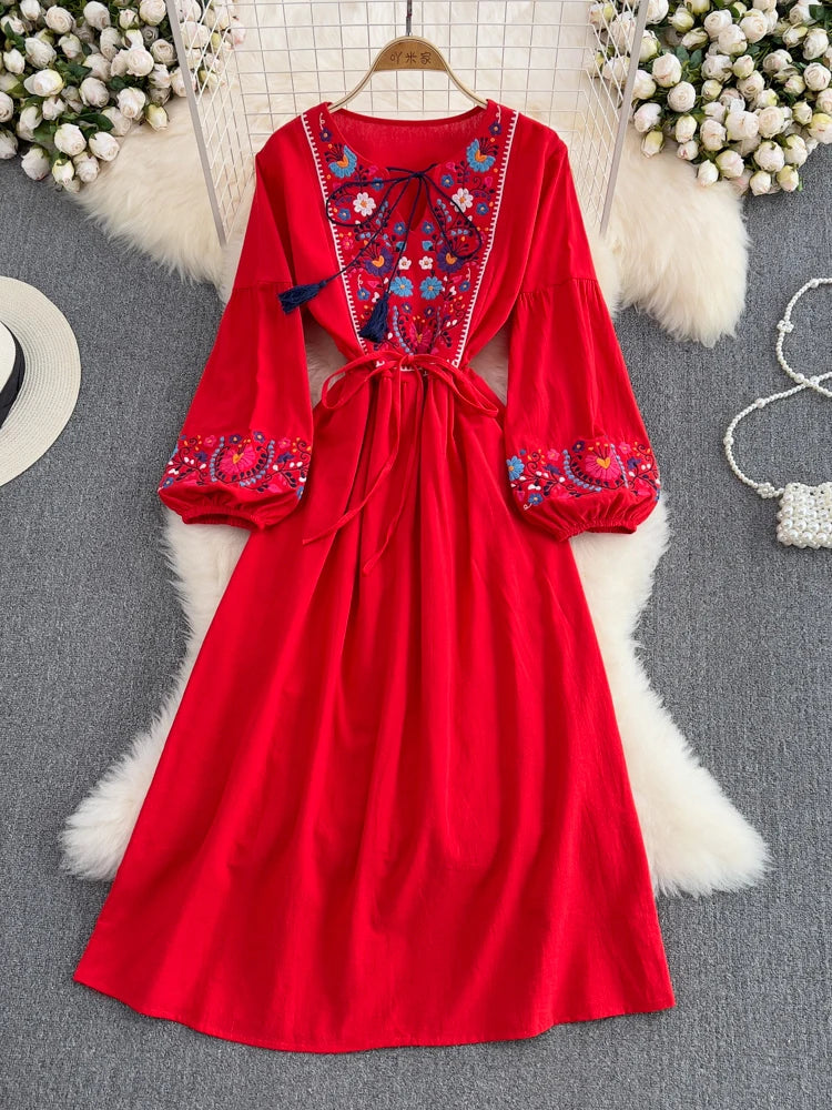 Retro Ethnic Embroidery Midi Dress