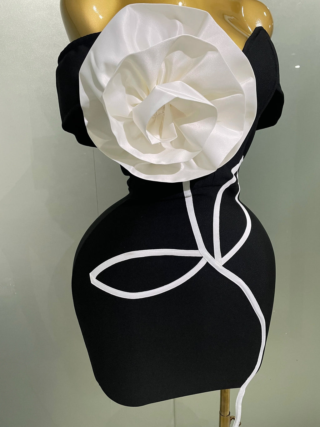M&T Wear - Women 2025 New Sexy Off Shoulder White Flower Black Mini Bodycon Bandage Dress Luxury Celebrity Evening Club Elegant Party Gowns - M&T Wear